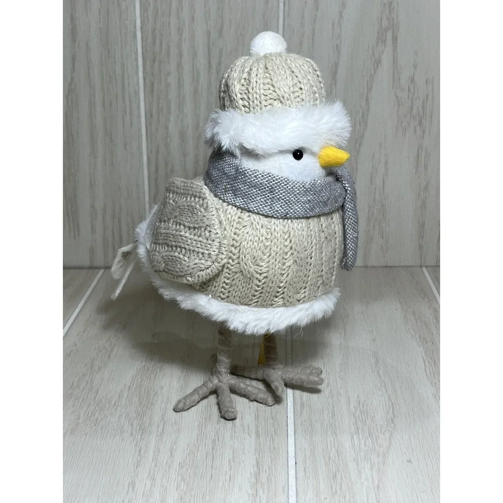 Wondershop Featherly Friends Cove Bird Figure Beige sweater Hat Gray scarf 2023